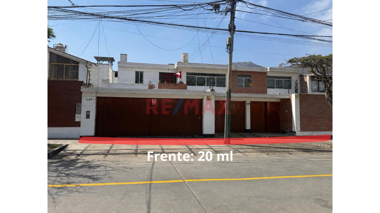 Vendo Casa Como Terreno De 635 M² En La Floresta De Monterrico: 4 Pisos Para Desarrolladores - 2