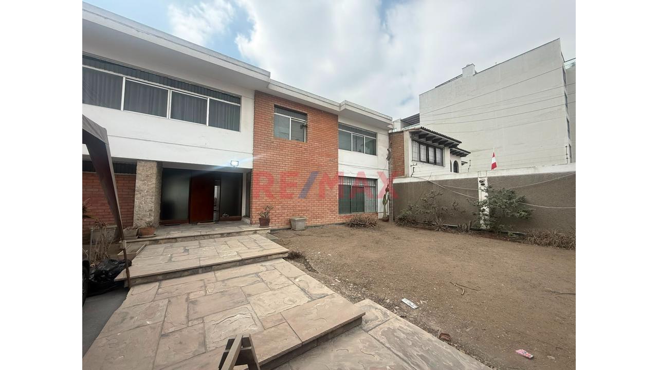 Vendo Casa Como Terreno De 635 M² En La Floresta De Monterrico: 4 Pisos Para Desarrolladores - 8