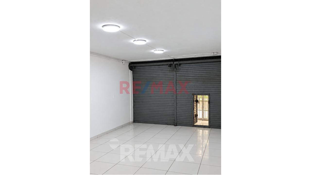 Alquiler De Local Comercial Cuadra 14   Av. Del Aire Y Rosa Toro – San Luis! - 7