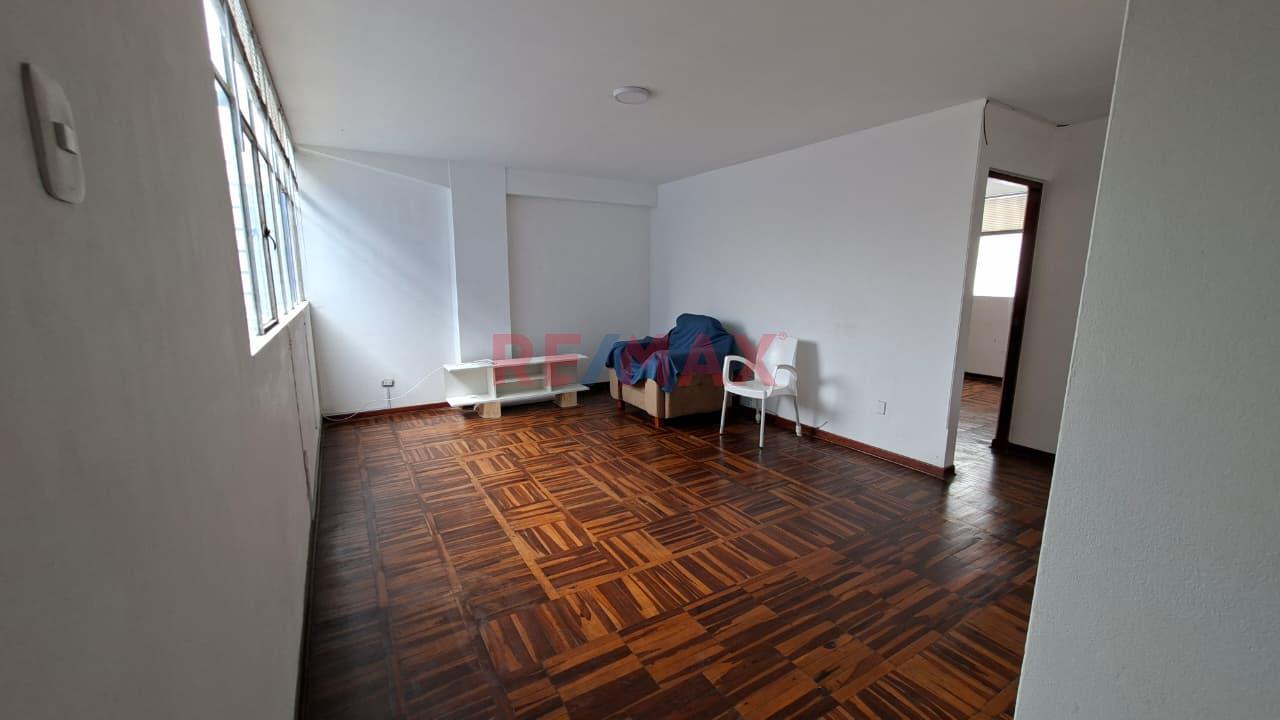 Departamento En Alquiler - Espacioso Y Acogedor — foto 5