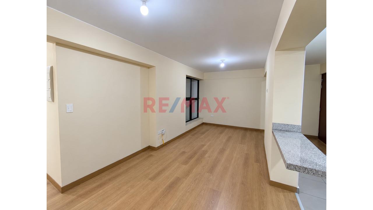 Alquilo Dpto En Jesús María | 3 Dormit. | 2 Baños | Piso 8 | 72.5M² | — foto 2