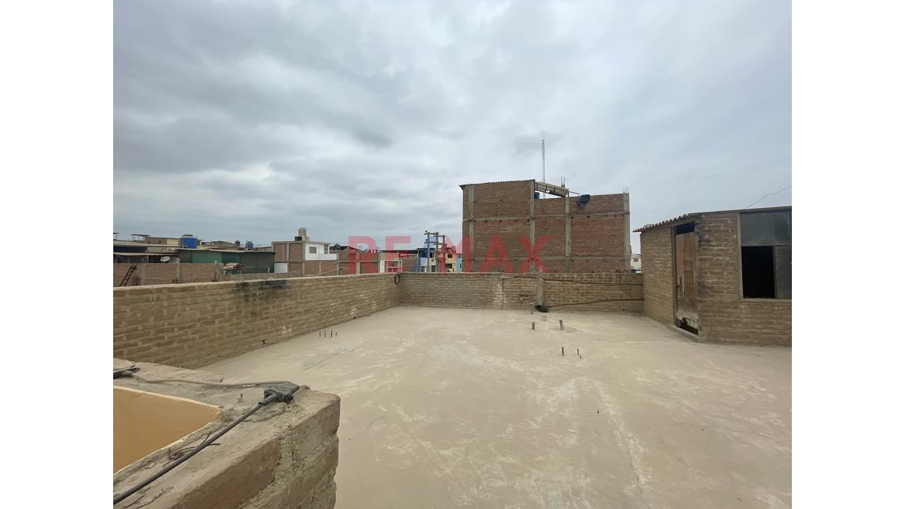 Venta Casa En Esquina Urb. Las Brisas - Chiclayo - 14