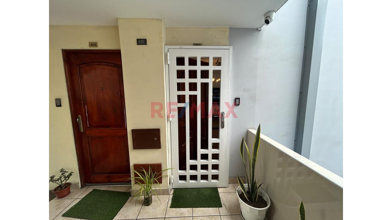Se Vende Dpto Remodelado En Cercado De Lima 65M² | 3 Dormit. | 2 Baños | Piso 4 |  Cerca A La Universidad San Marcos. — foto 11