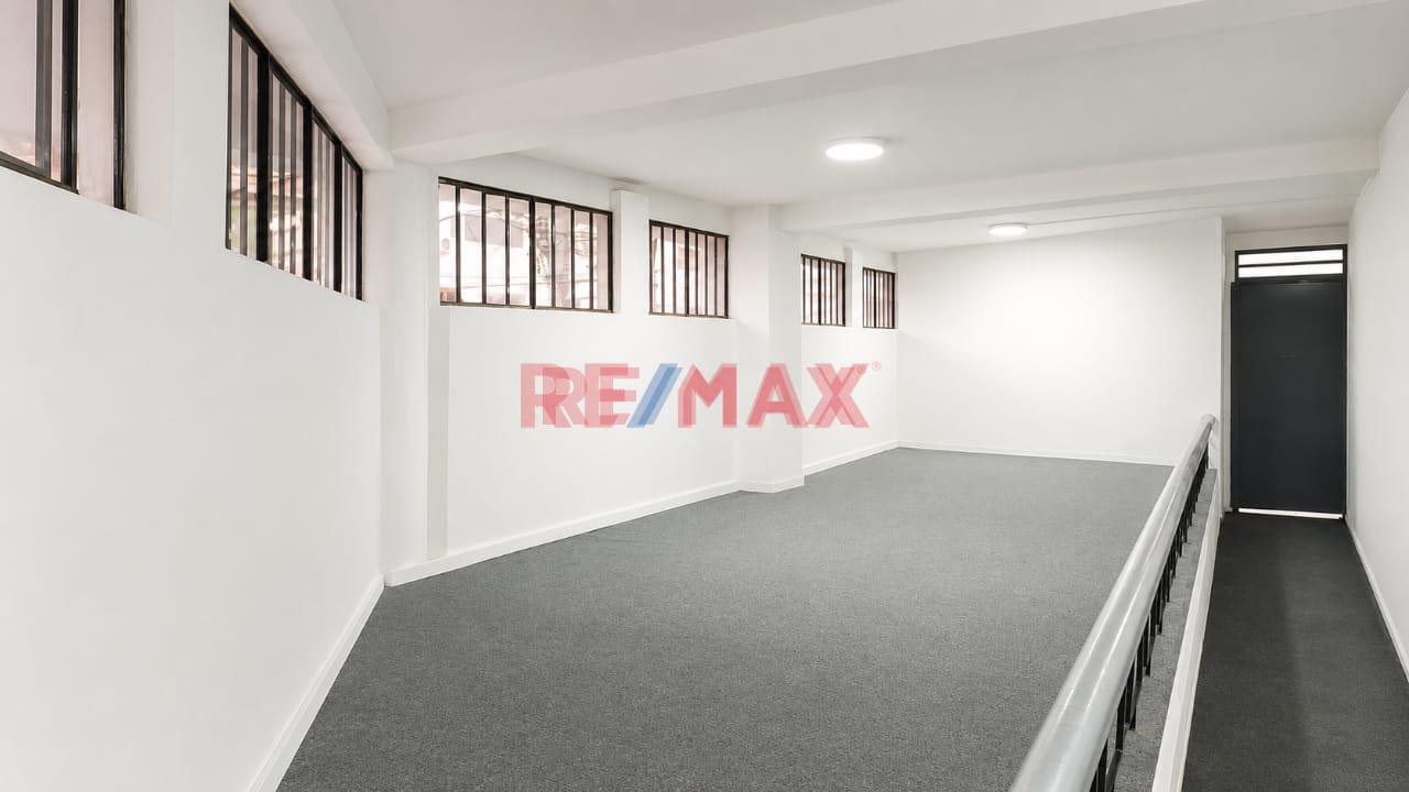 ✔✔Alquilo🚀 ¡Estratégico Local Comercial En Av. Sánchez Cerro! (Ideal Oficinas, Consultorios, Showroom O Estéticas) 🚀🚀Av. Sánchez Cerro Esquina Con Libertad A Media Cuadra Del Puente Sánchez Cerro A - 13