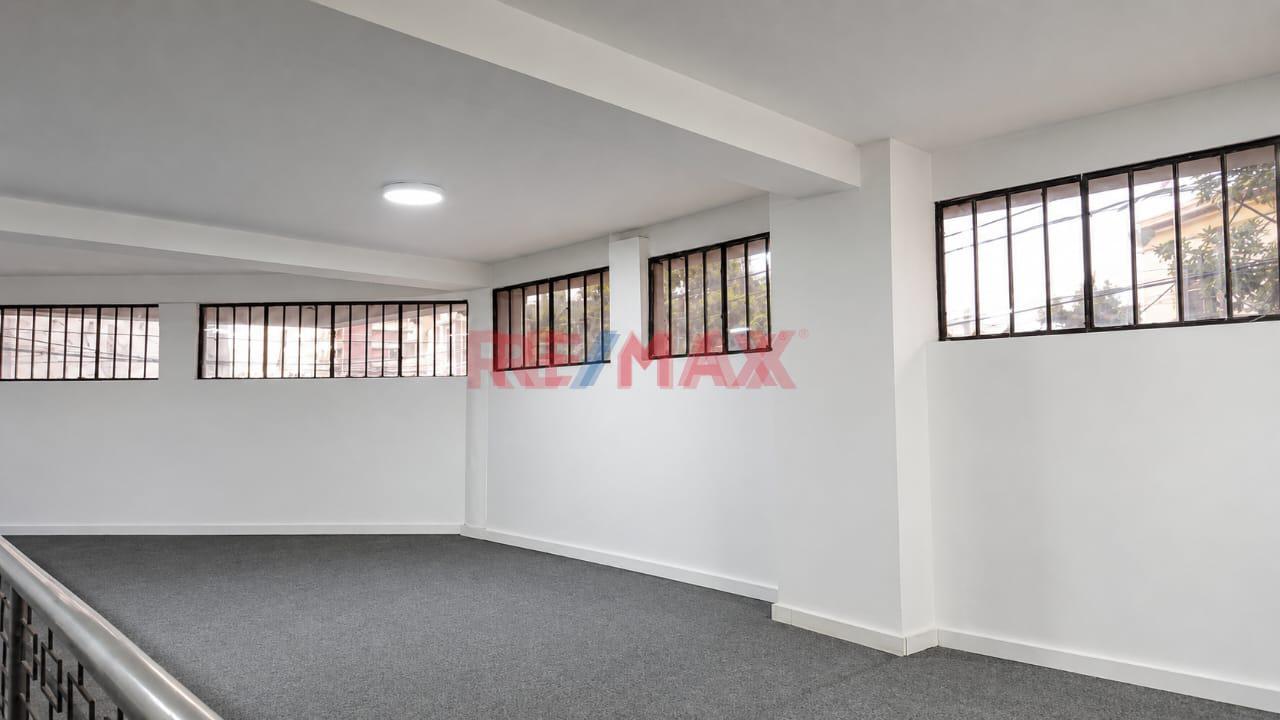 ✔✔Alquilo🚀 ¡Estratégico Local Comercial En Av. Sánchez Cerro! (Ideal Oficinas, Consultorios, Showroom O Estéticas) 🚀🚀Av. Sánchez Cerro Esquina Con Libertad A Media Cuadra Del Puente Sánchez Cerro A - 10
