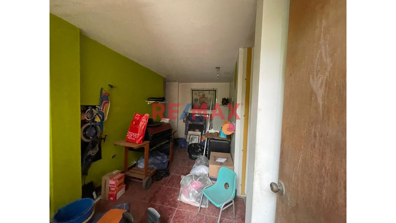 Amplio Terreno De 1,005 M² Con 2 Casas – Gran Potencial De Inversión En Comas — foto 10
