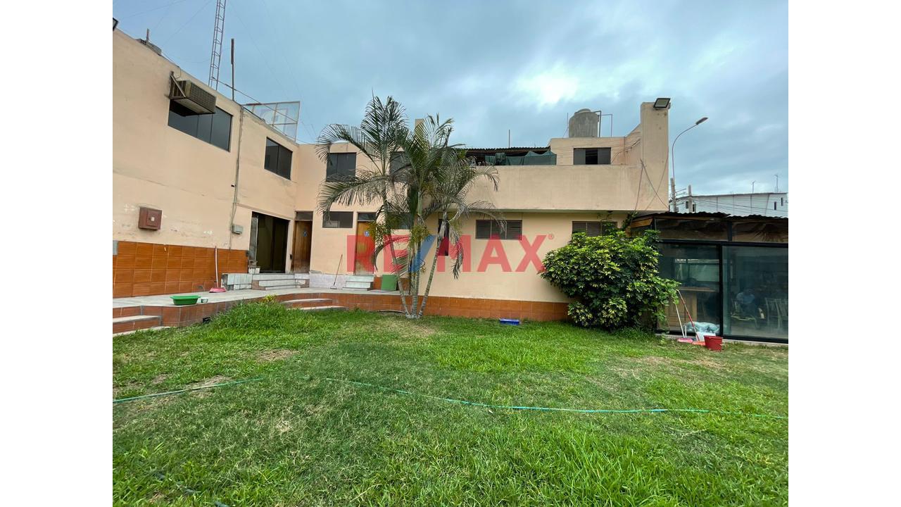 Amplio Terreno De 1,005 M² Con 2 Casas – Gran Potencial De Inversión En Comas — foto 14