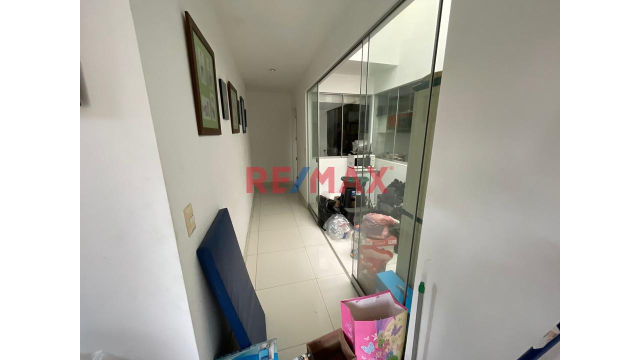 Amplio Terreno De 1,005 M² Con 2 Casas – Gran Potencial De Inversión En Comas — foto 6