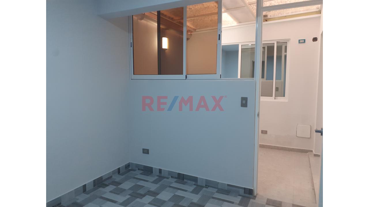 Alquile Un Lindo Departamento Recièn Remodelado En La Urb.Ventura Rossi – Rímac. — foto 9
