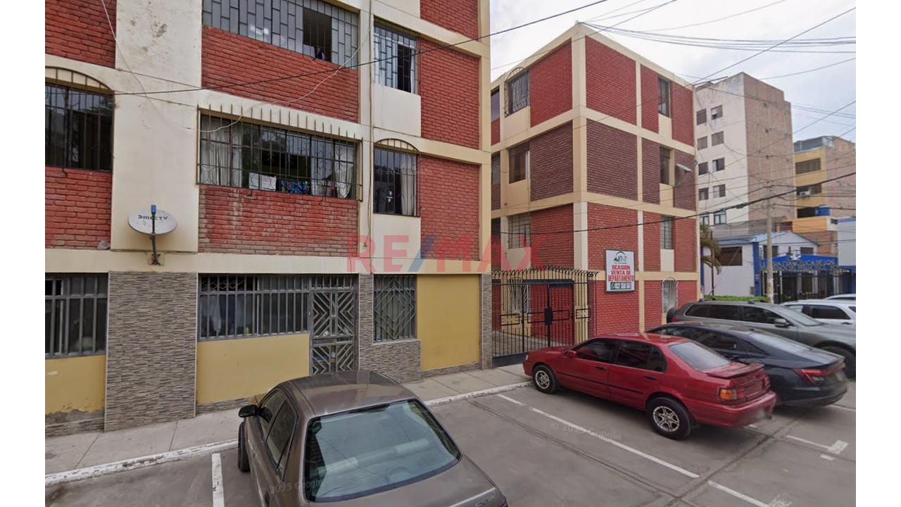 Vendo Hermoso Y Amplio Departamento Flat En San Eduardo – Chiclayo