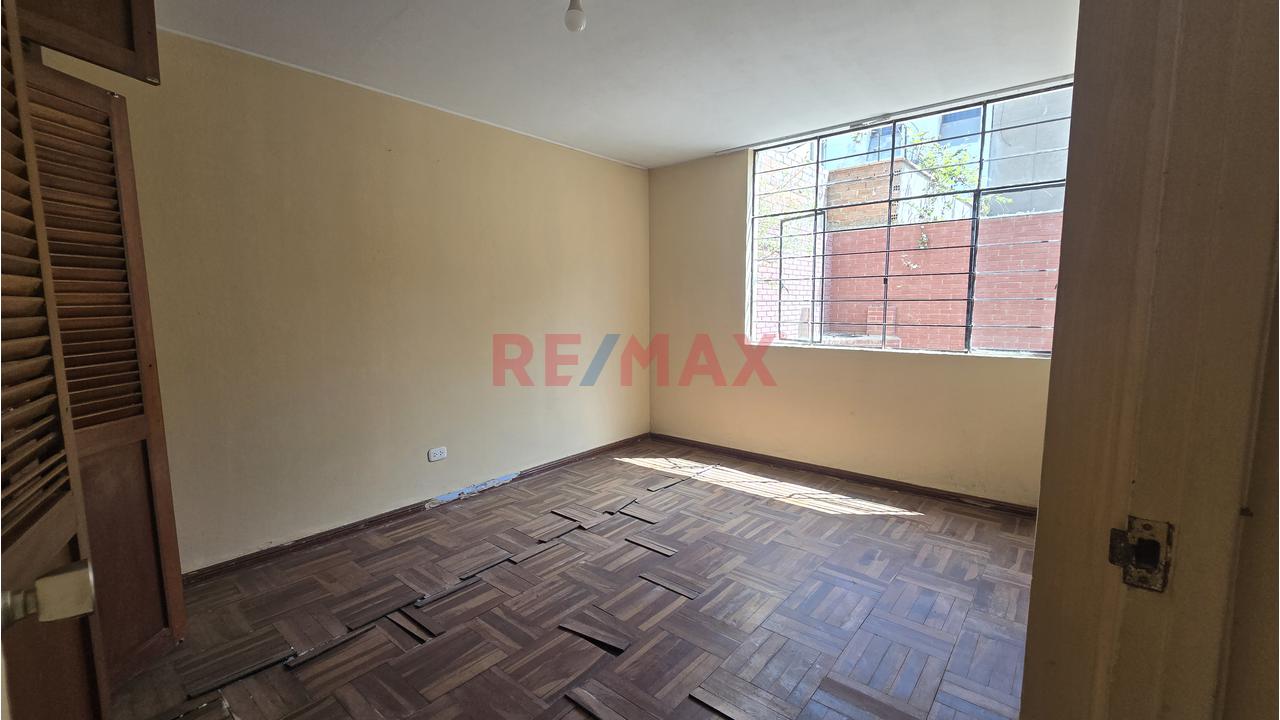 Local Comercial En Alquiler – 240 M² En Av. Rafael Escardó, San Miguel — foto 8