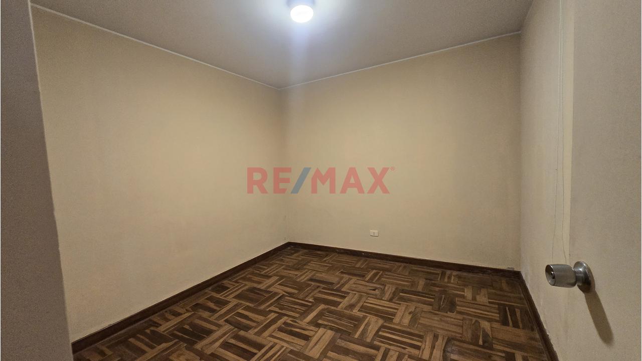 Local Comercial En Alquiler – 240 M² En Av. Rafael Escardó, San Miguel — foto 6
