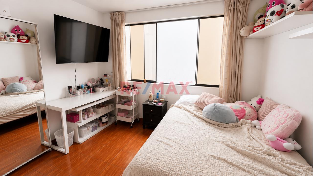 Gran Oportunidad: Se Vende Casa En La Molina Super Amplia De 4 Habitaciones Y Un Mini Departamento - 19