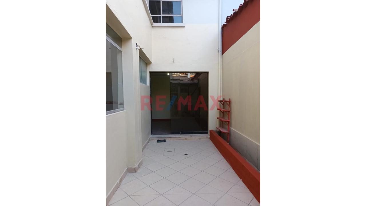 Casa En Alquiler En Mariscal Gamarra - 1
