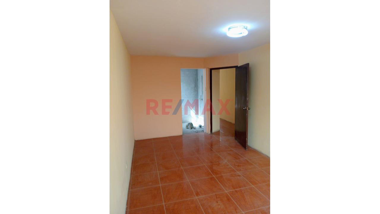 Venta Casa Saneada 3 Pisos Smp — foto 3