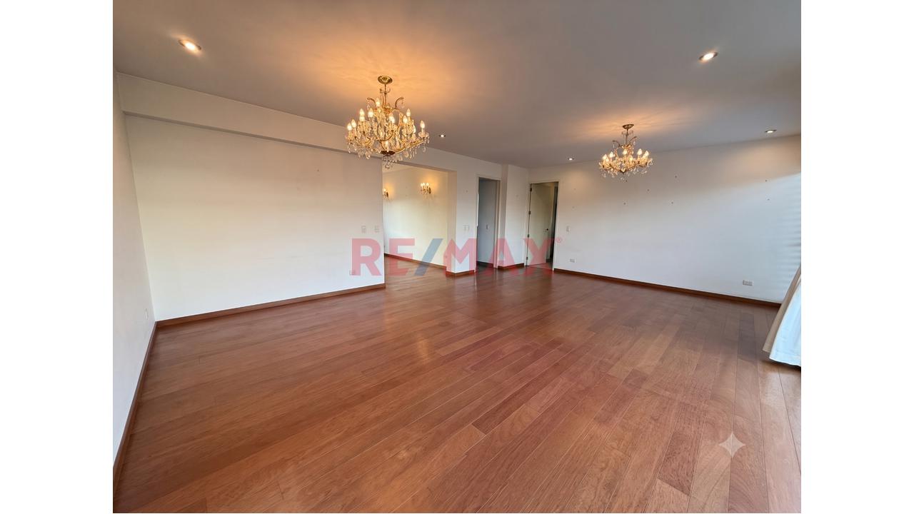 Venta Exclusivo Departamento  Flat  Con Vista Panorámica – La Aurora, Miraflores — foto 2
