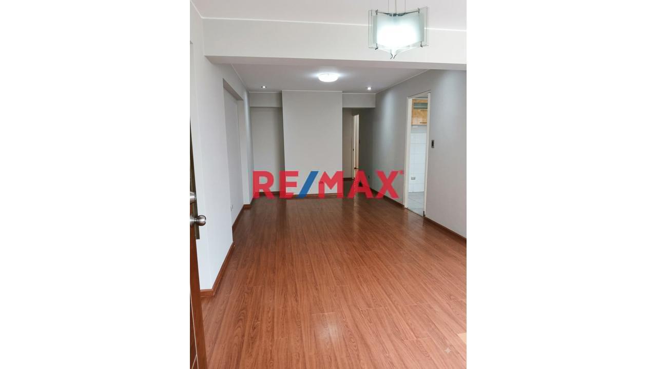 Departamento De 2 Dormitorios En Alquiler – Av. Canevaro, Lince