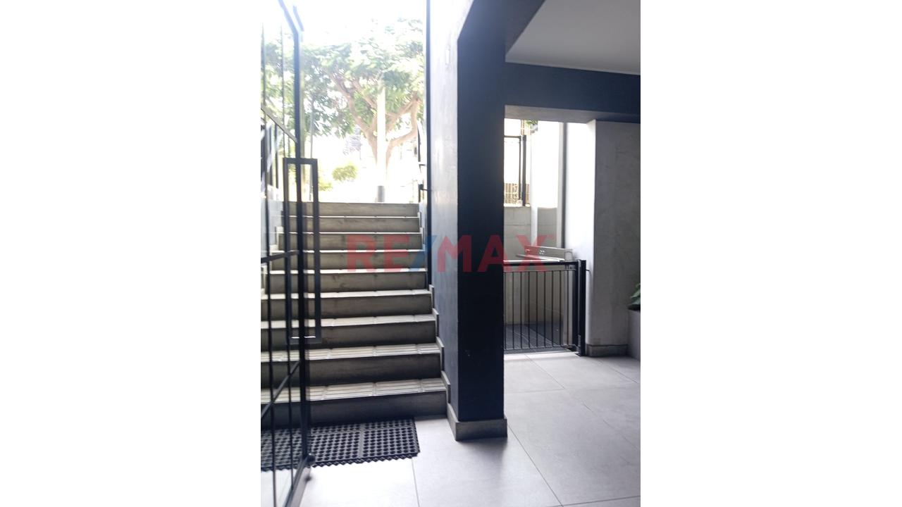 Se Vende Departamento En Una De Las Mejores Zonas De San Isidro — foto 3