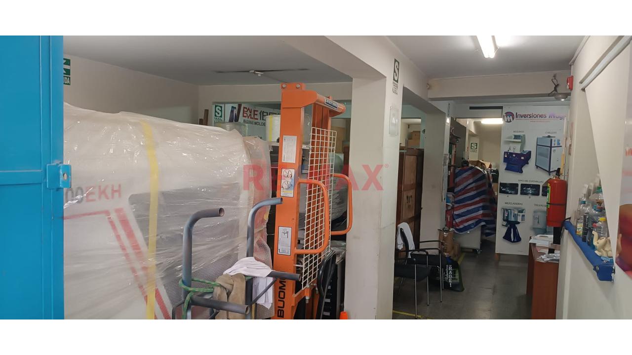 Se Vende Local Comercial En Av. Nicolás Arriola San Luis - 6