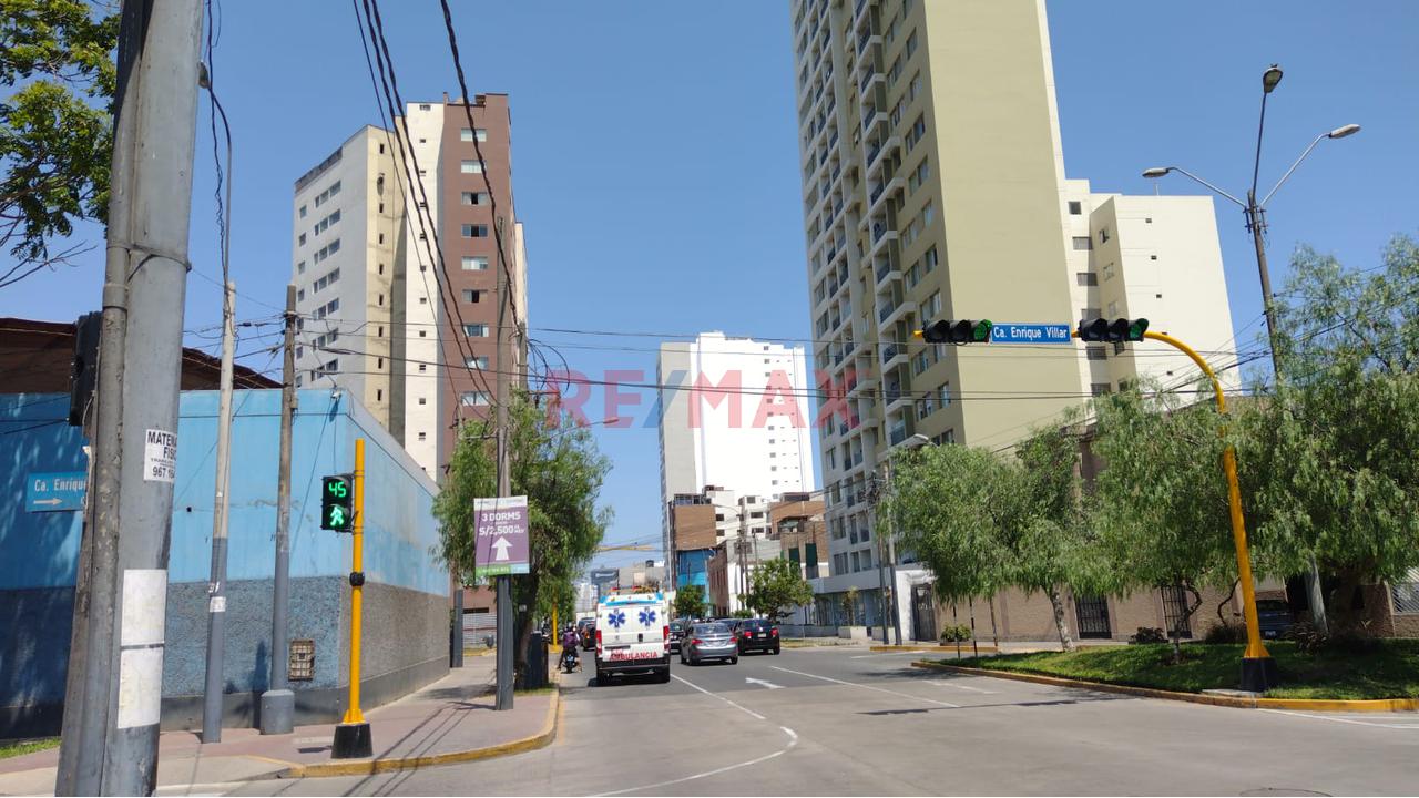 Venta De Terreno Frente A La Vía Expresa - 2