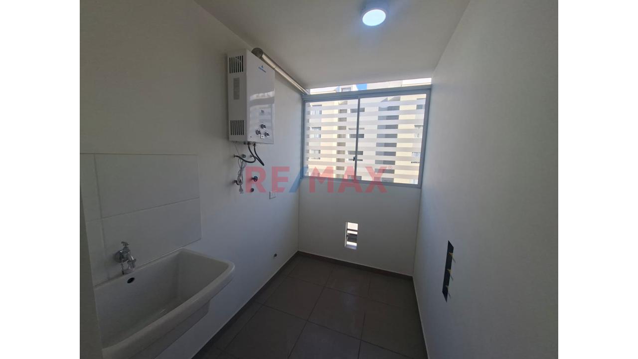 ¡Departamento De Estreno En Alquiler! | Piso 22 | Frente Al Mall De San Juan De Lurigancho — foto 9