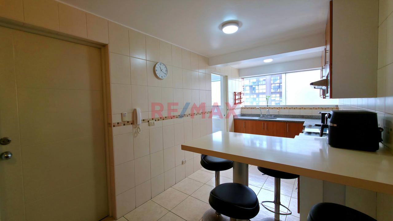 San Isidro | 151.70 M²  | Ascensor Directo | 3 Dormitorios  | 2 Estacionamientos — foto 9