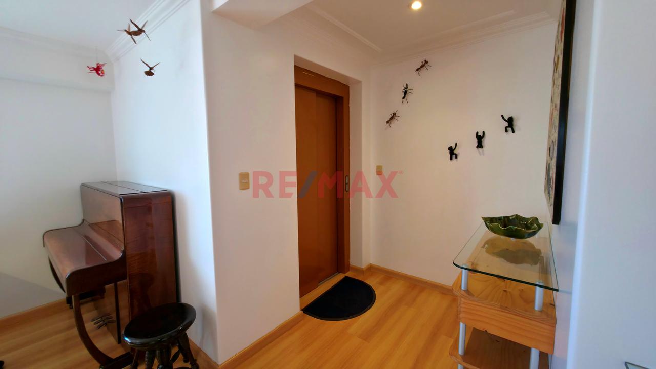 San Isidro | 151.70 M²  | Ascensor Directo | 3 Dormitorios  | 2 Estacionamientos — foto 2