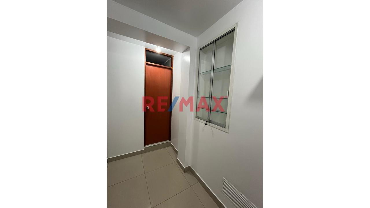 🏡 ¡Tu Nuevo Hogar En Surco Te Espera!📍Ubicado En Una Zona Estratégica De Surco Límite Con Chorrillos, A Unos Minutos De La Universidad Autónoma Y Mall Del Sur. — foto 7