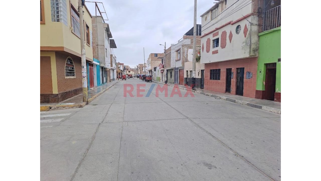 Casa En Venta Cerca Universidad Nacional Lambayeque - 12