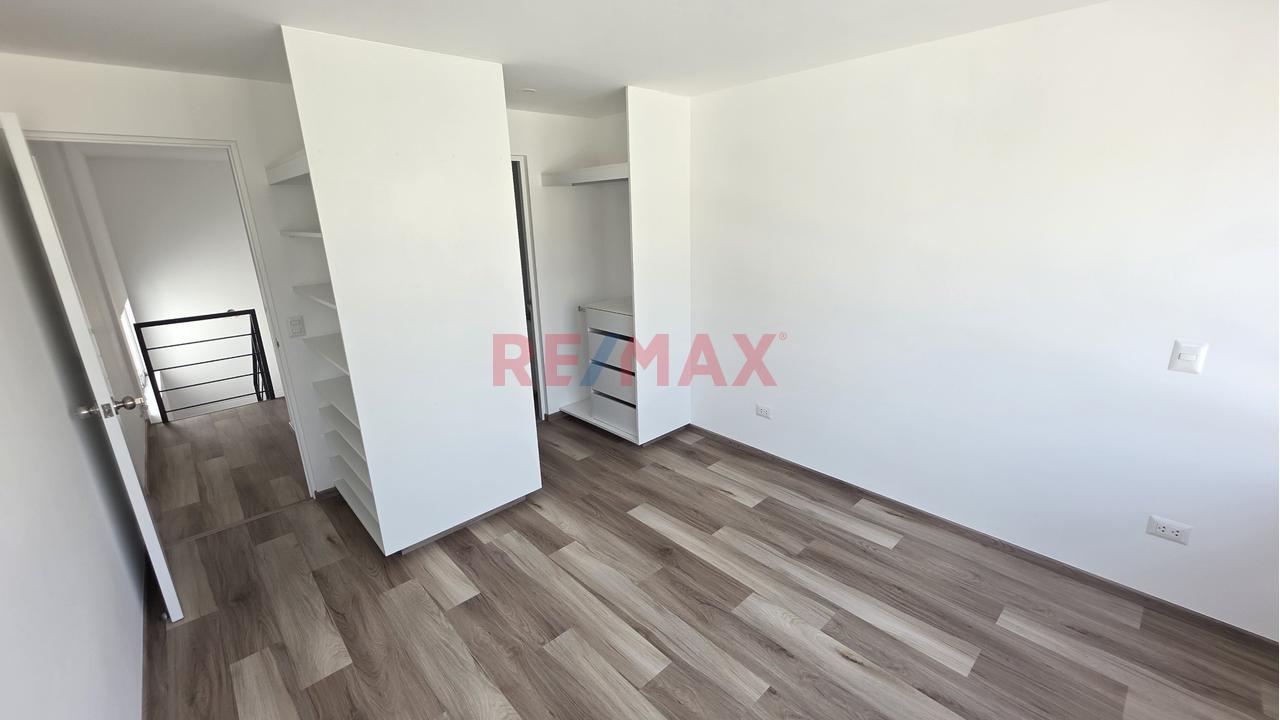 Alquiler Duplex En Valle Hermoso Surco - 13