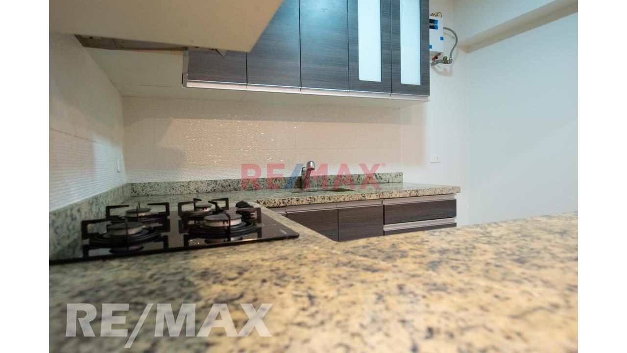 Exclusivo Departamento Limite Con Urbanización Aurora, Urb. Barrio Medico, Surquillo — foto 12