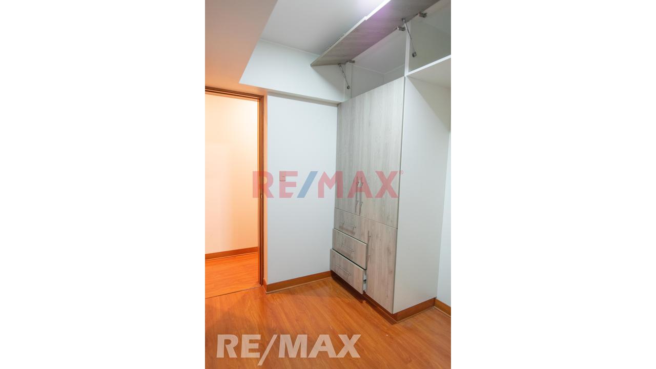 Exclusivo Departamento Limite Con Urbanización Aurora, Urb. Barrio Medico, Surquillo — foto 14
