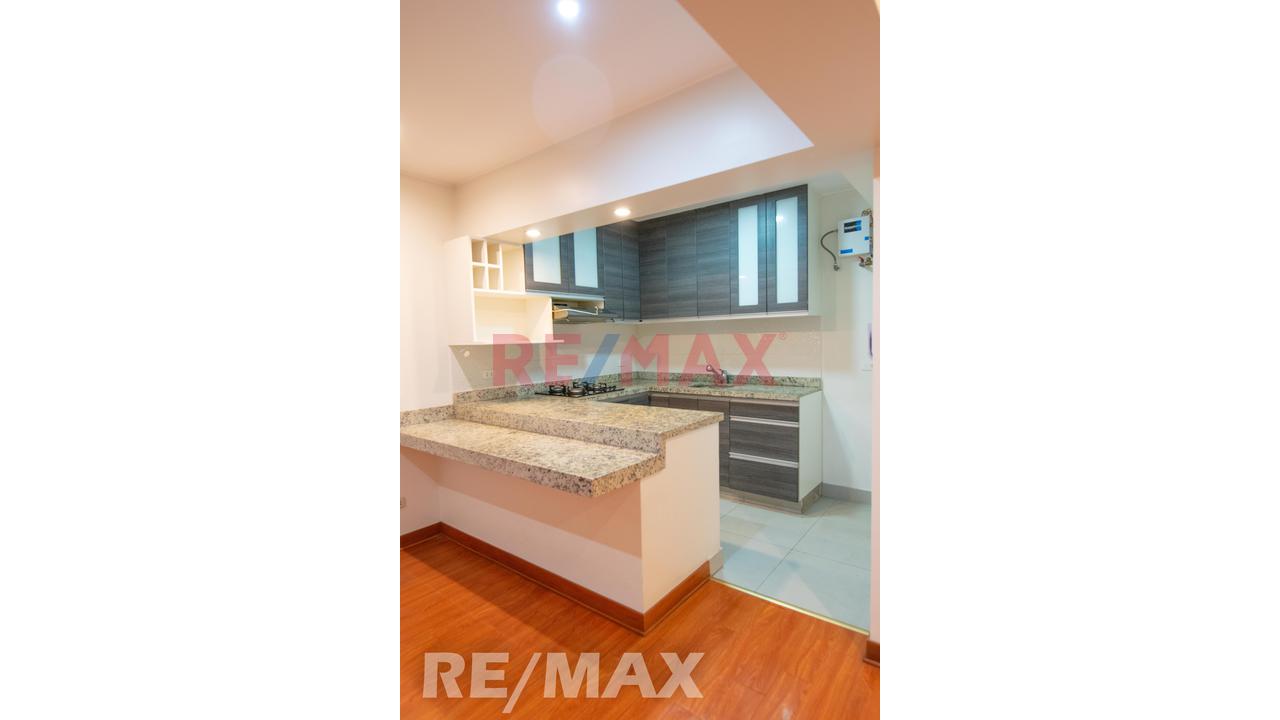 Exclusivo Departamento Limite Con Urbanización Aurora, Urb. Barrio Medico, Surquillo — foto 3