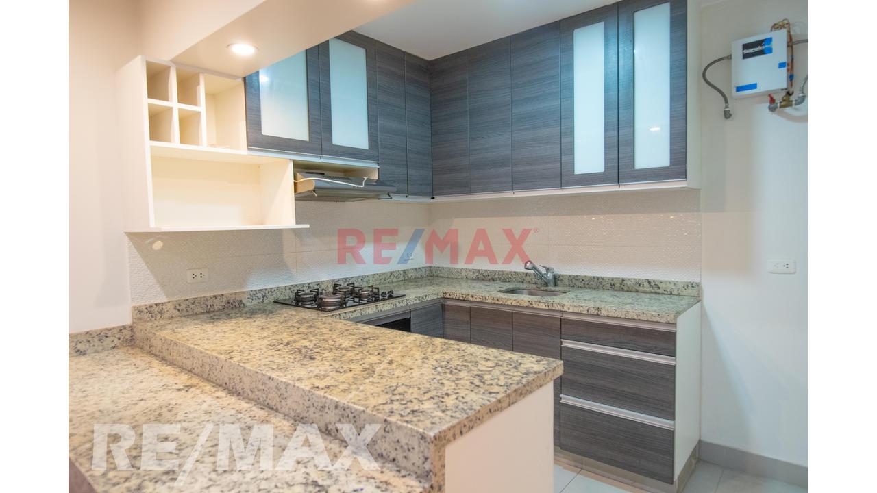 Exclusivo Departamento Limite Con Urbanización Aurora, Urb. Barrio Medico, Surquillo — foto 13