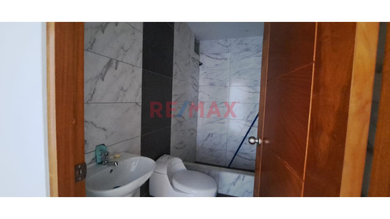 Venta Dpto En Estreno-Los Olivos  3Er Piso Vista Interna — foto 6
