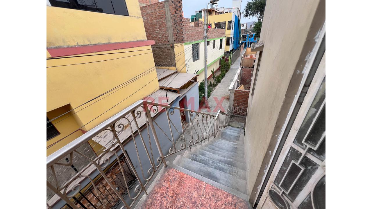 Venta Casa - Urb. Carlos Cueto Fernandini - 12