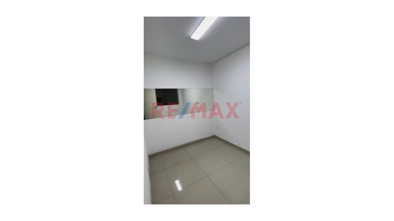 🏥 ¡Alquiler De Oficina Ideal Para Consultorios - Oficinas En La Molina! - 10