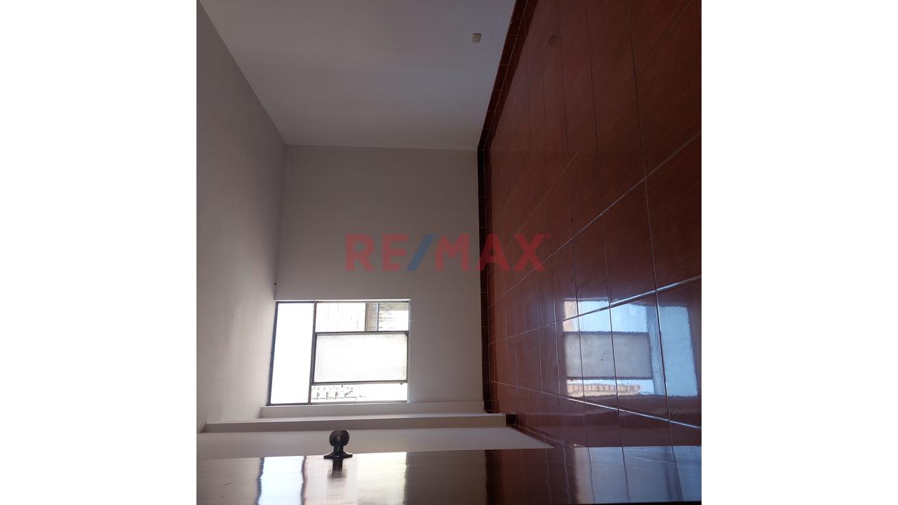 Departamento de 1 dormitorio en Los Olivos, 100 m² — foto 3