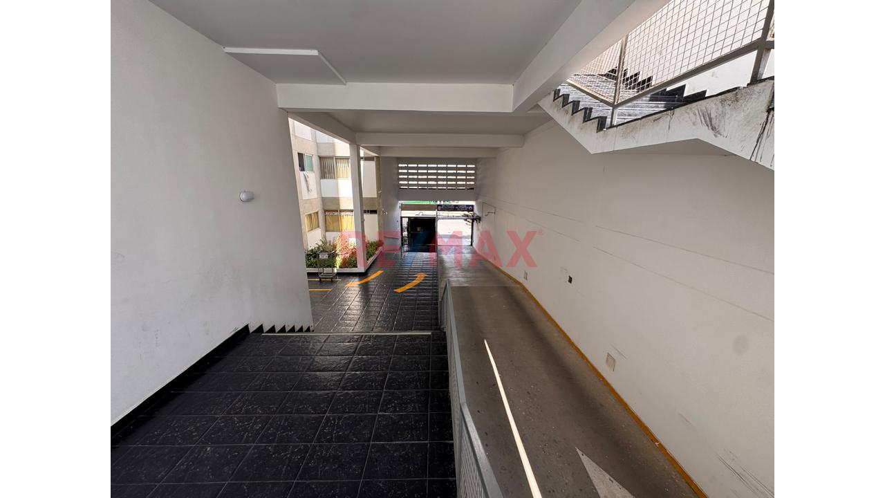 Departamento En Venta En 6To Piso En Condominio Colibrí Con Cochera - Chiclayo — foto 14