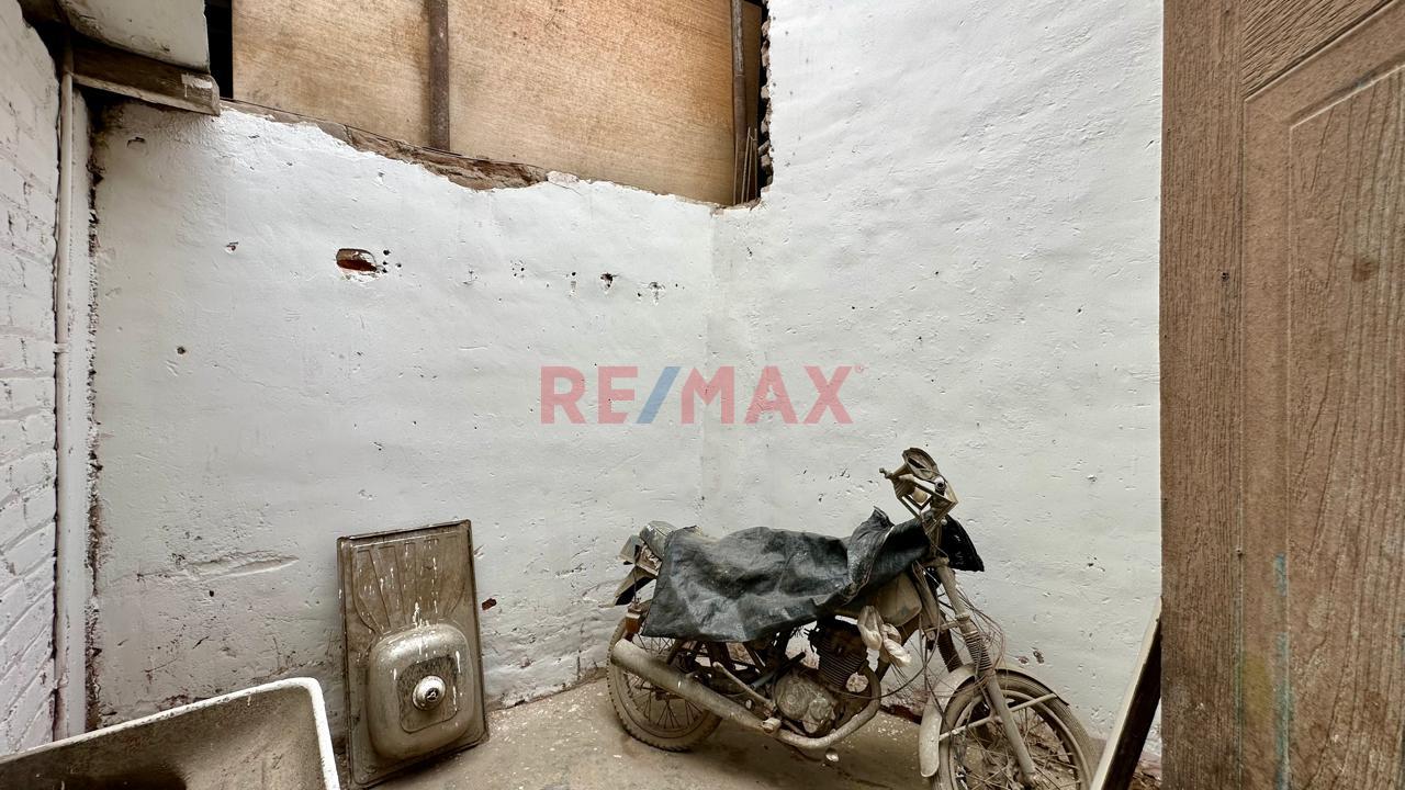 Local En Alquiler 1Er Y 2 Do Nivel A Metros De Paradero Los Pueblos -Av Leguia - 6