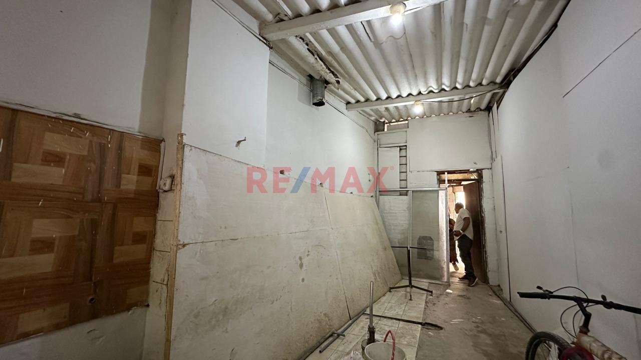 Local En Alquiler 1Er Y 2 Do Nivel A Metros De Paradero Los Pueblos -Av Leguia - 7