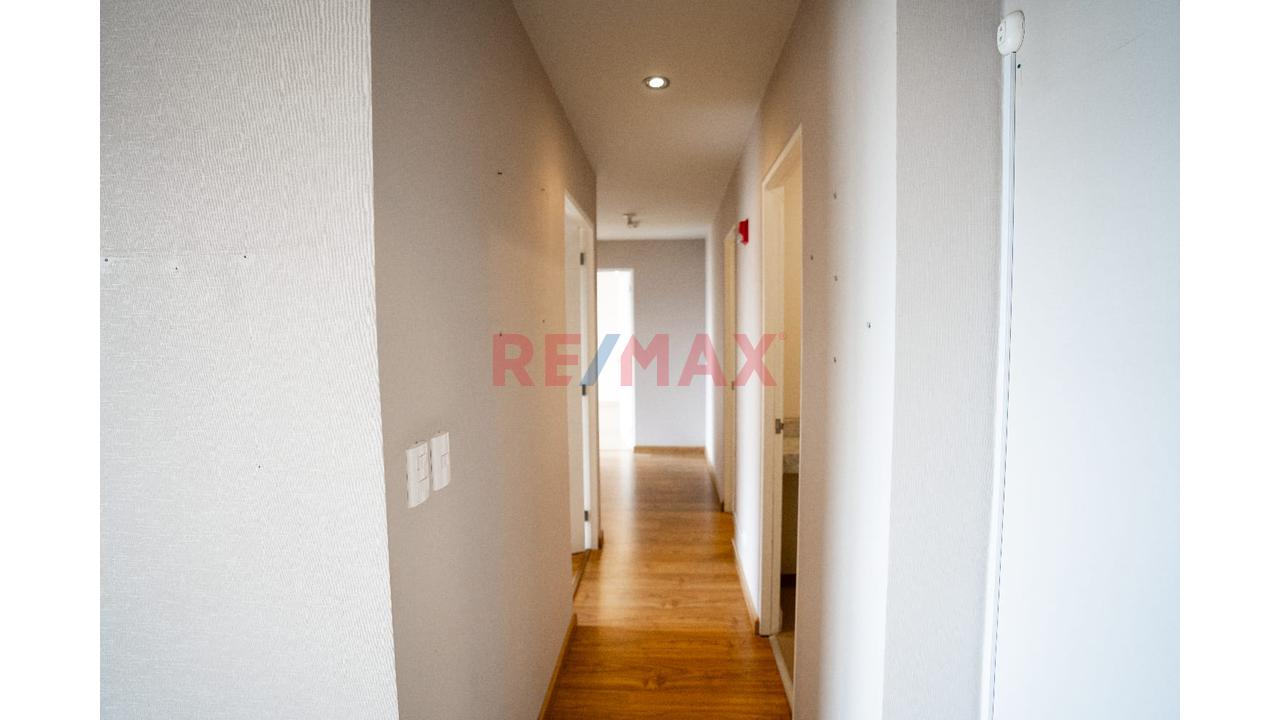 Vendo Exclusivo Dúplex De 225 M² En San Isidro: Doble Cochera Y Azotea — foto 5