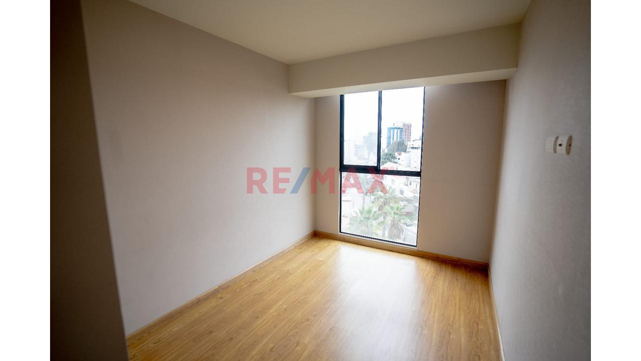 Vendo Exclusivo Dúplex De 225 M² En San Isidro: Doble Cochera Y Azotea — foto 9