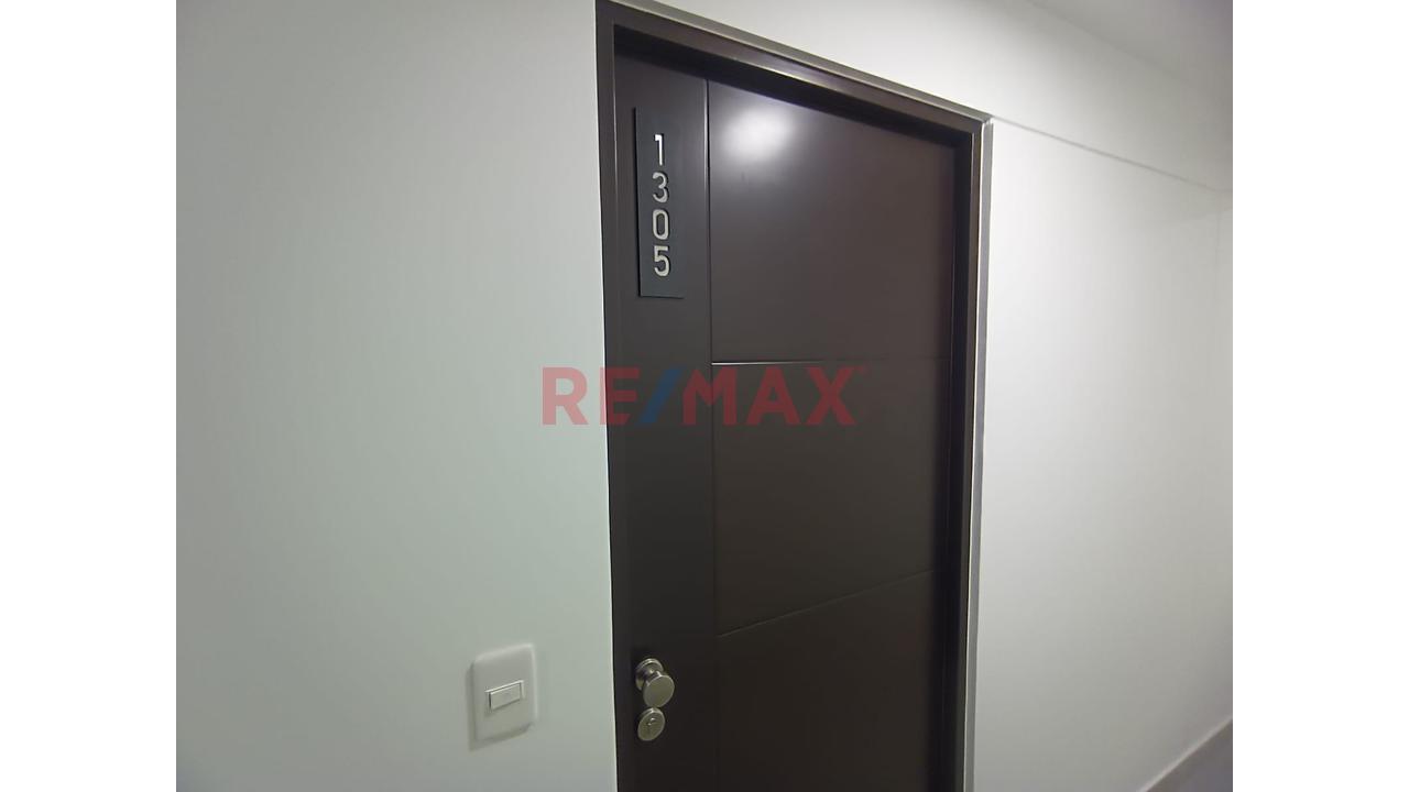 Alquilo Departamento De Estreno 2 Habitaciones Y Estacionamiento Techado Av. Militar Lince — foto 4