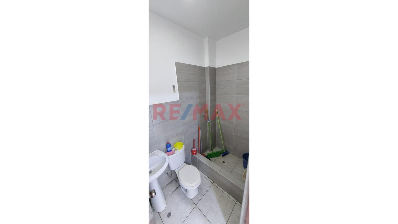 Oportunidad De Inversion Venta De Edificio Con Finos Acabados, En Calle Liberacion Cerca Al Colegio Fé Y Alegria- En Canto Grande ,Paradero #7 De Av. Canto Grande — foto 6