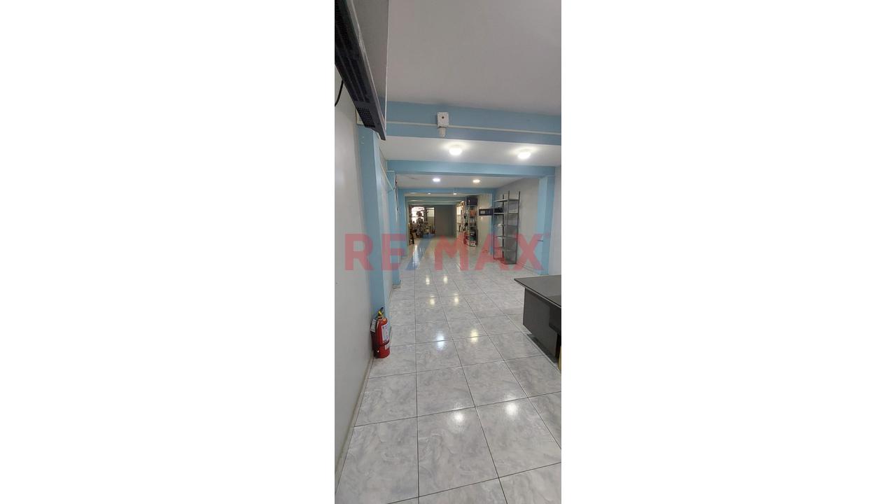 Oportunidad De Inversion Venta De Edificio Con Finos Acabados, En Calle Liberacion Cerca Al Colegio Fé Y Alegria- En Canto Grande ,Paradero #7 De Av. Canto Grande — foto 5
