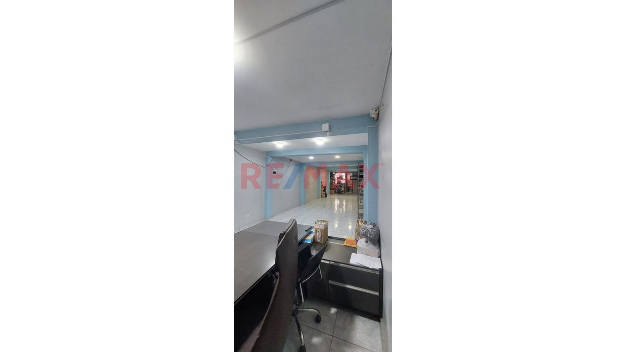 Oportunidad De Inversion Venta De Edificio Con Finos Acabados, En Calle Liberacion Cerca Al Colegio Fé Y Alegria- En Canto Grande ,Paradero #7 De Av. Canto Grande — foto 9