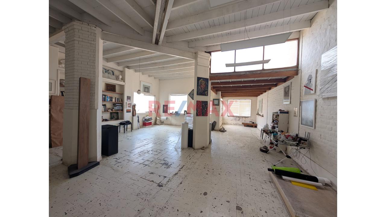 ¿Buscas La Ubicación Ideal Para Potenciar Tu Negocio Con Una Vista Inigualable? Se Alquila Amplio Local Comercial De 469 M² Con Una Vista Panorámica Al Mar. - 3