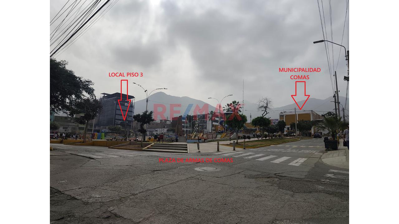 Vendo Local En Esquina Doble Frontis **Calle Union En Plaza De Armas Comas - Al Costado De La Muni De Comas - 4