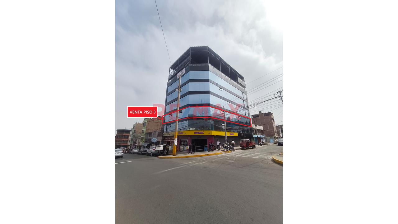 Vendo Local En Esquina Doble Frontis **Calle Union En Plaza De Armas Comas - Al Costado De La Muni De Comas - 1